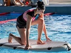 Фотография "FITNESS SUP" - надувная доска для аква-фитнеса в бассейне, на озере из ткань AIRDECK (DROP STITCH) ТаймТриал