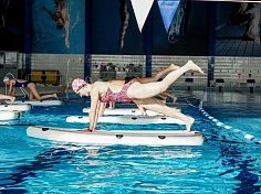 Фотография "FITNESS SUP" - надувная доска для аква-фитнеса в бассейне, на озере из AIRDECK (DWF, DROP STITCH) ТаймТриал