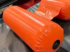 Фотография "КОМФОРТ-ТТ" - надувное универсальное сиденье с спинкой в лодку, байдарку из ПВХ (PVC) ТаймТриал