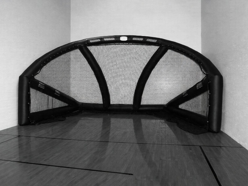 Фотография "УЛОВИТЕЛЬ" - надувная защитная мобильная клетка для отработки ударов для лакроса, гандбола из ткань ПВХ ТаймТриал
