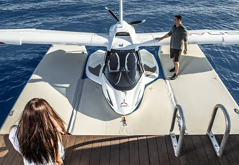 Надувной причал (платформа, пирс, пристань) AirDeck для гидроплана, самолета