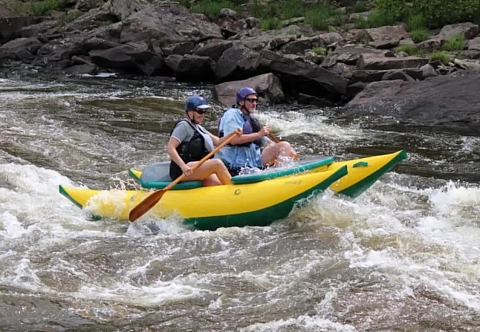 Надувной сплавной катамаран с надувной рамой и палубой AirDeck для сплава