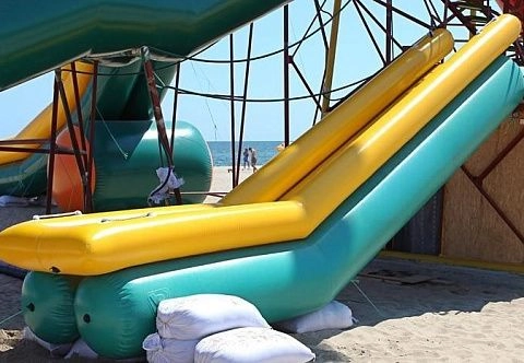 Детская надувная водная горка с бассейном