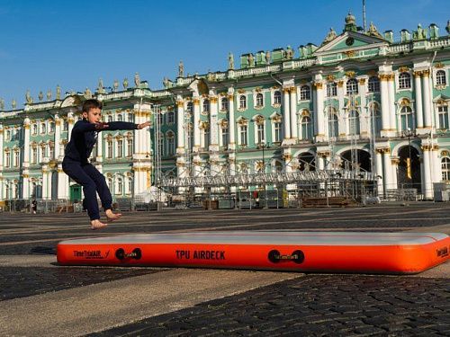 Спортивные изделия из ТПУ аирдека в центре Санкт-Петербурга