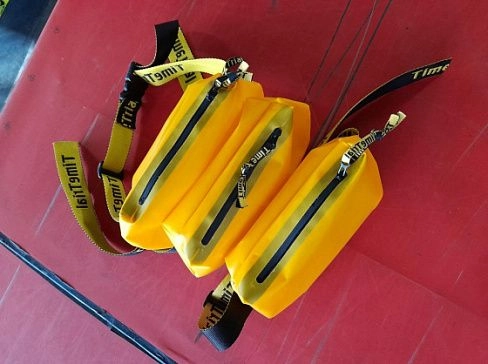 Сумка брызгозащитная поясная Лайт-ТТ из ТПУ для документов, телефона для защиты во время сплава, рафтинга, водного похода