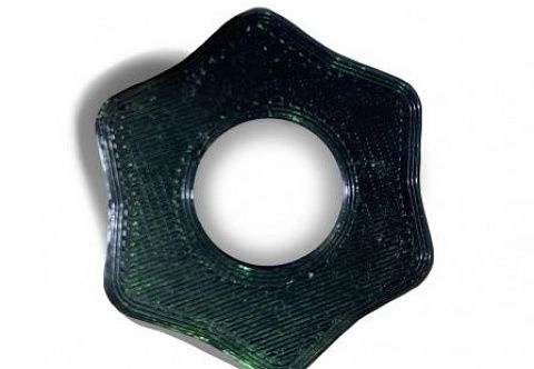 Переходник для фиксации мешка-насоса на лепестковом клапане у пакрафта