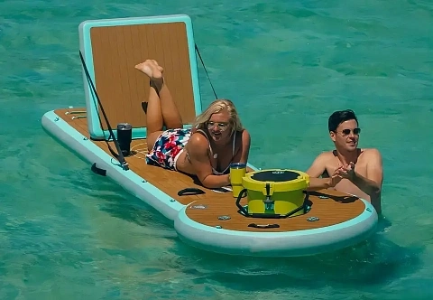 Надувной лежак для плавающего лаунж-бара для отдыха на воде