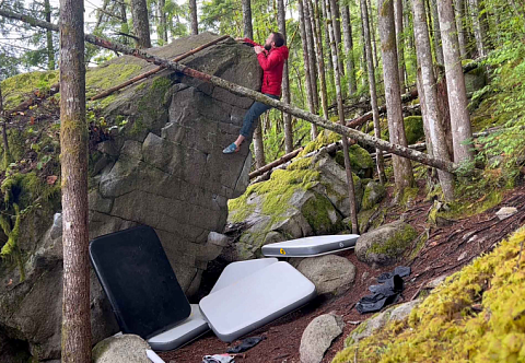 &quot;КРЭШПАД&quot; - мобильный надувной страховочный мат из AirDeck Drop Stitch для альпинизма, скалолазанья