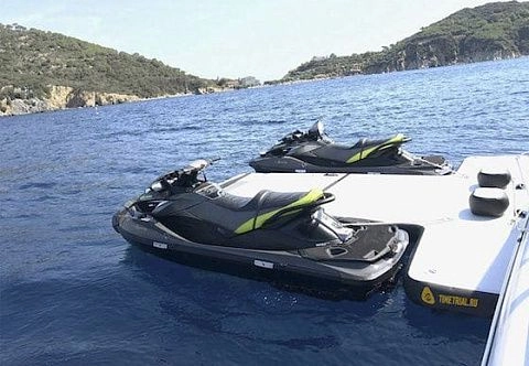 Надувной причал (понтон, пирс, пристань) из AirDeck Drop Stitch для гидроцикла, швертбота