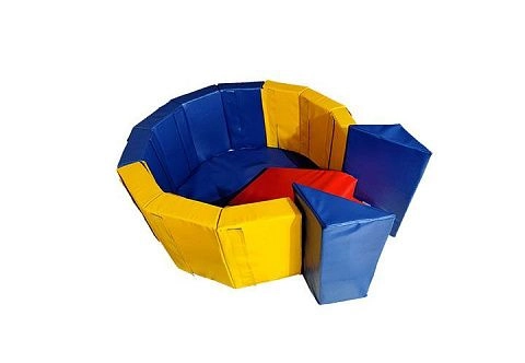 Сухой бассейн с горкой «Кит»