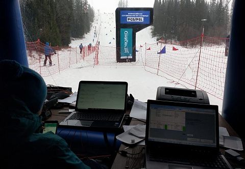 Мобильная надувная палатка для горнолыжных склонов