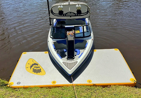 Надувная платформа (пирс, пристань, причал) из AirDeck (воздушная палуба) для катера, гидроцикла