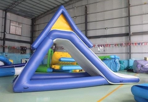 Надувная водная горка 