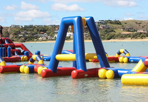 Надувной развлекательный аквапарк «СУПЕРГЕРОЙ»