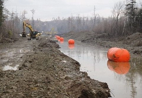 Мягкие надувные понтоны для разгрузки дюкера