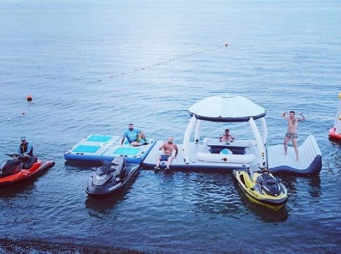 Надувная беседка для отдыха на воде - Комбо