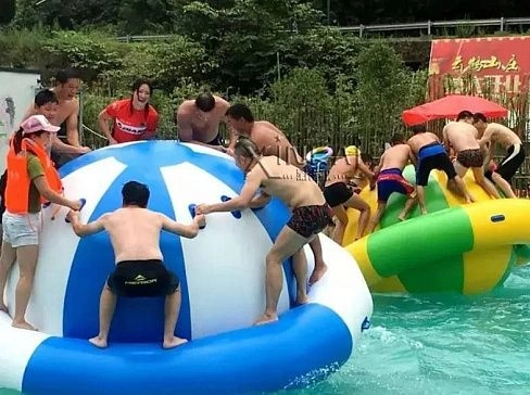 "САТУРН" - надувной водный аттракцион для детей, взрослых для озера, в бассейн, аквапарк, море, бизнеса, пляжа