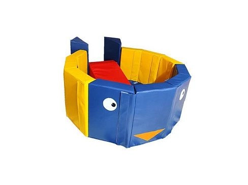 Сухой бассейн с горкой «Кит»