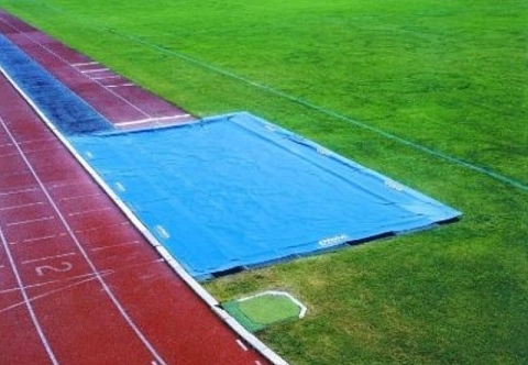 Укрывной чехол (покрытие) для прыжковой ямы с песком и песколовок (защитное покрывало)