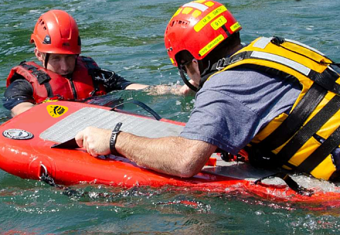 &quot;СПАСАТЕЛЬ TimeTrial&quot; - надувная спасательная доска для МЧС для спасения, помощи на льду (воде)
