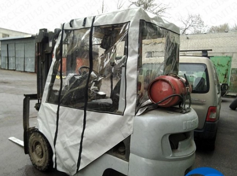 Защитный чехол (тент) из ПВХ на погрузчик