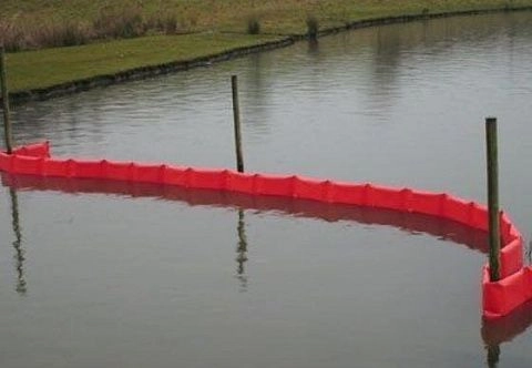 Надувные защитные боновые ограждения. Нефтесборные сооружения