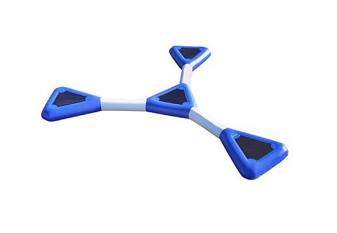 &quot;ЛОВИ БАЛАНС ТРИО&quot; - элемент для надувного аквапарка