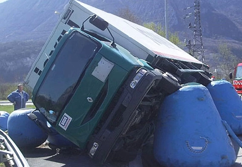 Пневмодомкрат из ПВХ для подъема грузовых автомобилей