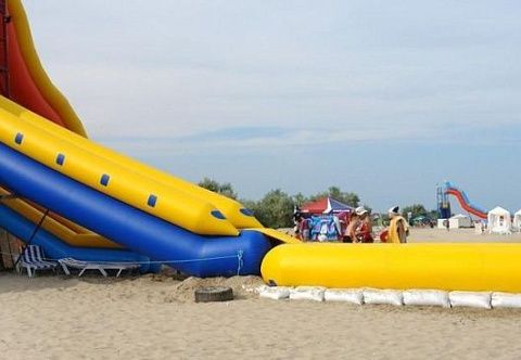 &quot;КОНКОРД&quot; - большая надувная водная горка с бассейном