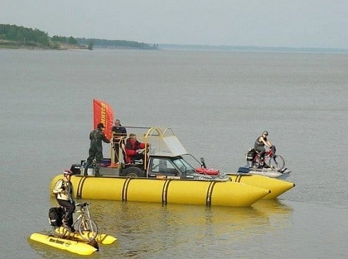 Надувные баллоны на колеса автомобиля, внедорожника, УАЗа