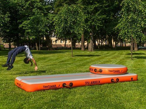 Спортивные изделия из ТПУ аирдека в центре Санкт-Петербурга