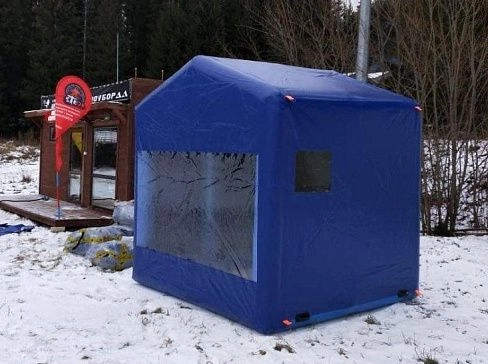 Пневмокаркасная надувная судейская мобильная палатка для спортивных мероприятий