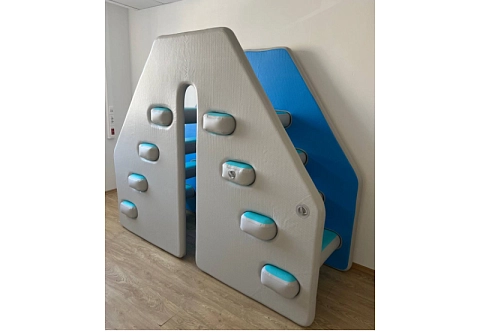 Надувная лестница-трап для бассейнов IPOOLGO