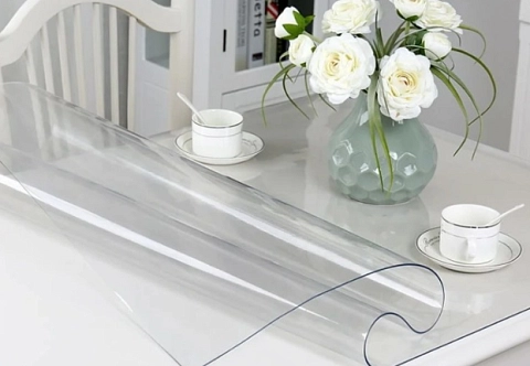 Мягкое (гибкое) стекло на стол (прозрачная скатерть)