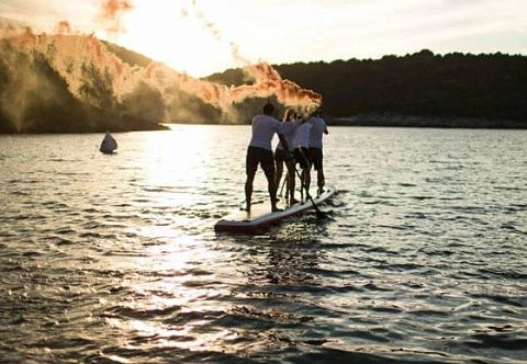 Надувная доска для серфинга 