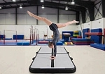 Фотография Надувной гимнастический мат «Пируэт»  из ткань AirDeck ПВХ (воздушная палуба) ТаймТриал