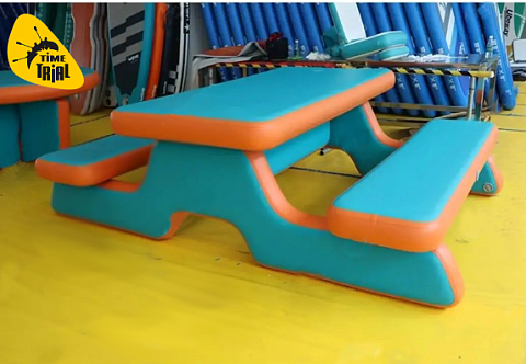 Надувной мобильный стол с лавочками из AirDeck Drop Stitch