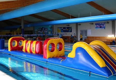 Надувная детская полоса препятствий для бассейна, земли