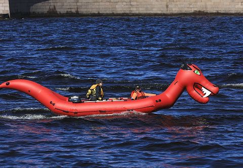&quot;ДРАКОН-700&quot; - надувная моторная лодка моторафт-аттракцион из ПВХ с надувным дном НДНД