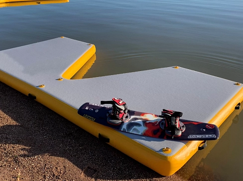 Надувная платформа (пирс) для катера, гидроцикла
