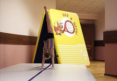 Двухсторонняя надувная стенка для тренировок большого тенниса «AceWall2»