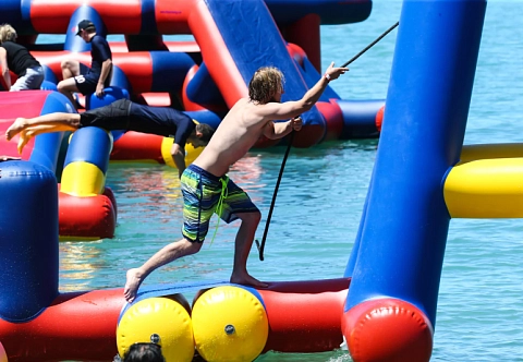 Надувной развлекательный аквапарк «Зона приключений»