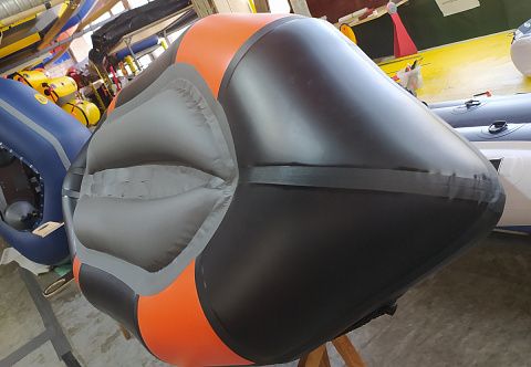 "ВОЛНОБОЙ" - одноместный надувной пакрафт (паккаяк) из ТПУ с надувным дном НДНД с самоотливом для сплава по бурной воде "ВОЛНОБОЙ" - одноместный надувной пакрафт (паккаяк) из ТПУ с надувным дном НДНД с самоотливом для сплава по бурной воде