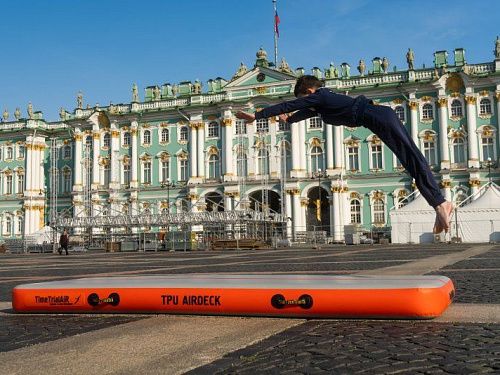 Спортивные изделия из ТПУ аирдека в центре Санкт-Петербурга