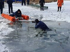 Фотография Надувные спасательные носилки для МЧС для спасения на воде, льду из AIRDECK (DWF) ТаймТриал