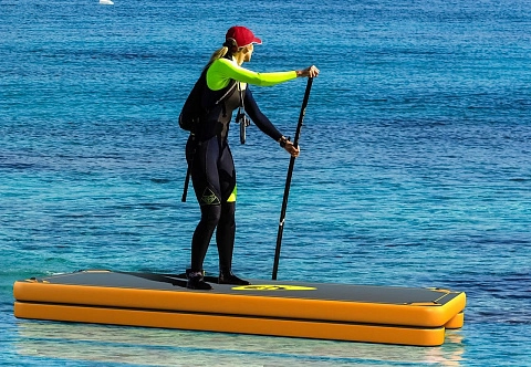 Надувной плавучий док