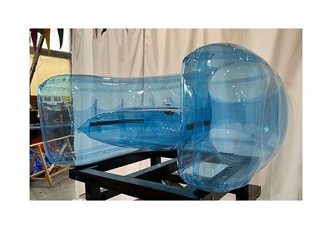 Надувное прозрачное кресло