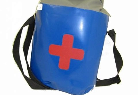 Гермосумка из ПВХ или ТПУ для аптечки