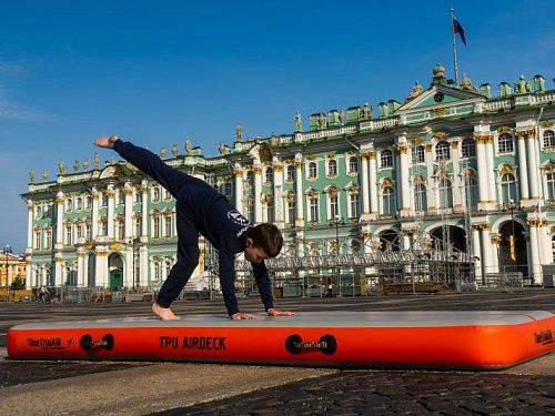 Спортивные изделия из ТПУ аирдека в центре Санкт-Петербурга