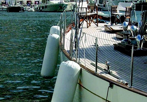 Надувной швартовый кранец из ПВХ 250 x 700 мм для судна от 9 до 12 метров